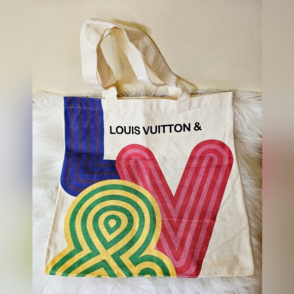 ❌SOLD❌ 🩷Louis Vuitton Novelty Tote🩷 - Picture 2 of 4